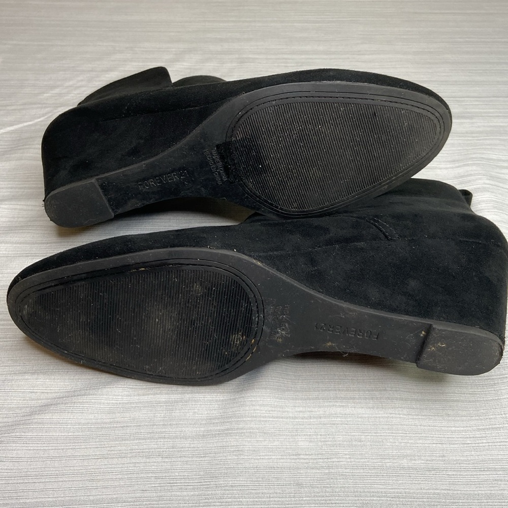 Forever 21 Black Wedge Booties Size 8 - Picture 2 of 5